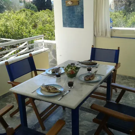 Apartment 3 Bds-5min. Walk To The Tolo